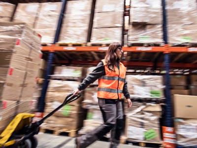 66f4684f496930338c32b4d7 Imagesupply Chain Disruption Navigating Volatility