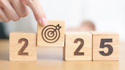 2025 year block with dartboard icon 2025 year block with dartboard icon