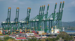 portofbalboadreamstime_xxl_238388065