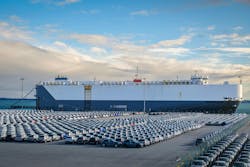 67e499749e54a3bd9b1240e8 Dreamstime Xxl 353963534 67e499749e54a3bd9b1240e8 Dreamstime Xxl 353963534