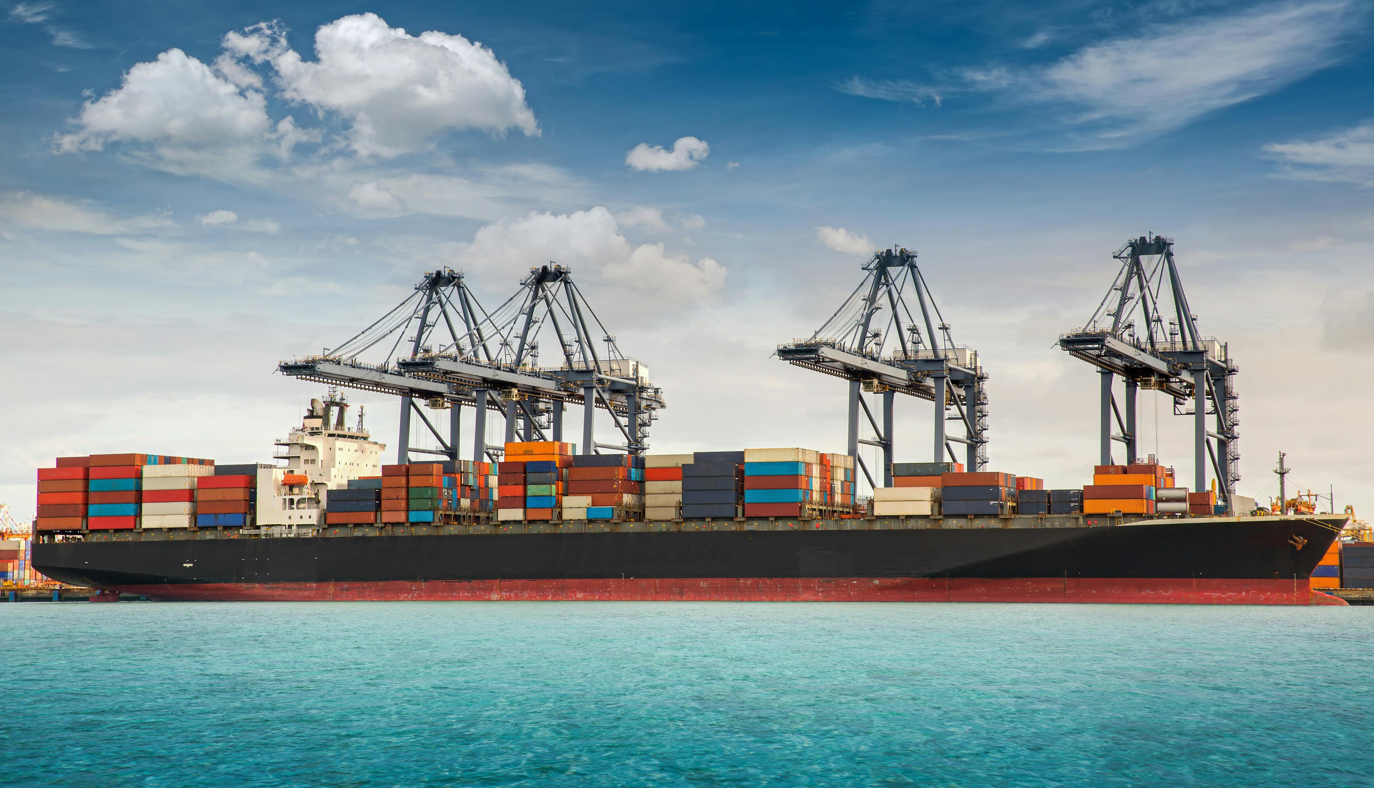 682214e2f6c512852b02a187 Dreamstime Xxl 42963934