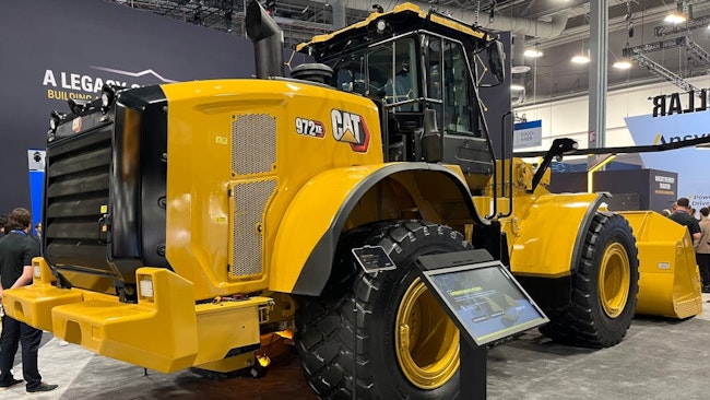 687952bda0a5d5449b72cd61 Cat 978 Xe Hybrid Exhibit