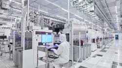 globalfoundries_fab_clean_room globalfoundries_fab_clean_room