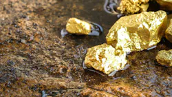 Gold ore chunks Gold ore chunks