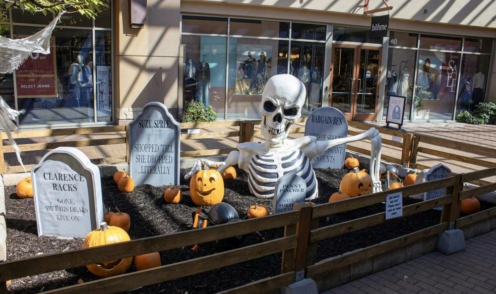 Halloween Quiz: Candy and Skelly and Pumpkins, Oh My!